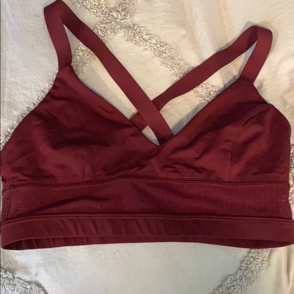 Lululemon Body Con Bra Size 4, Deep Rouge